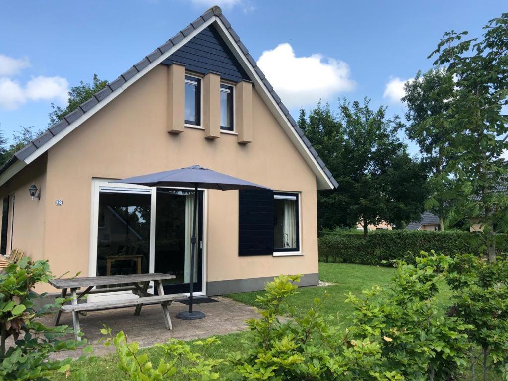 Vakantiehuis Kiki Sondel Buitenkant foto